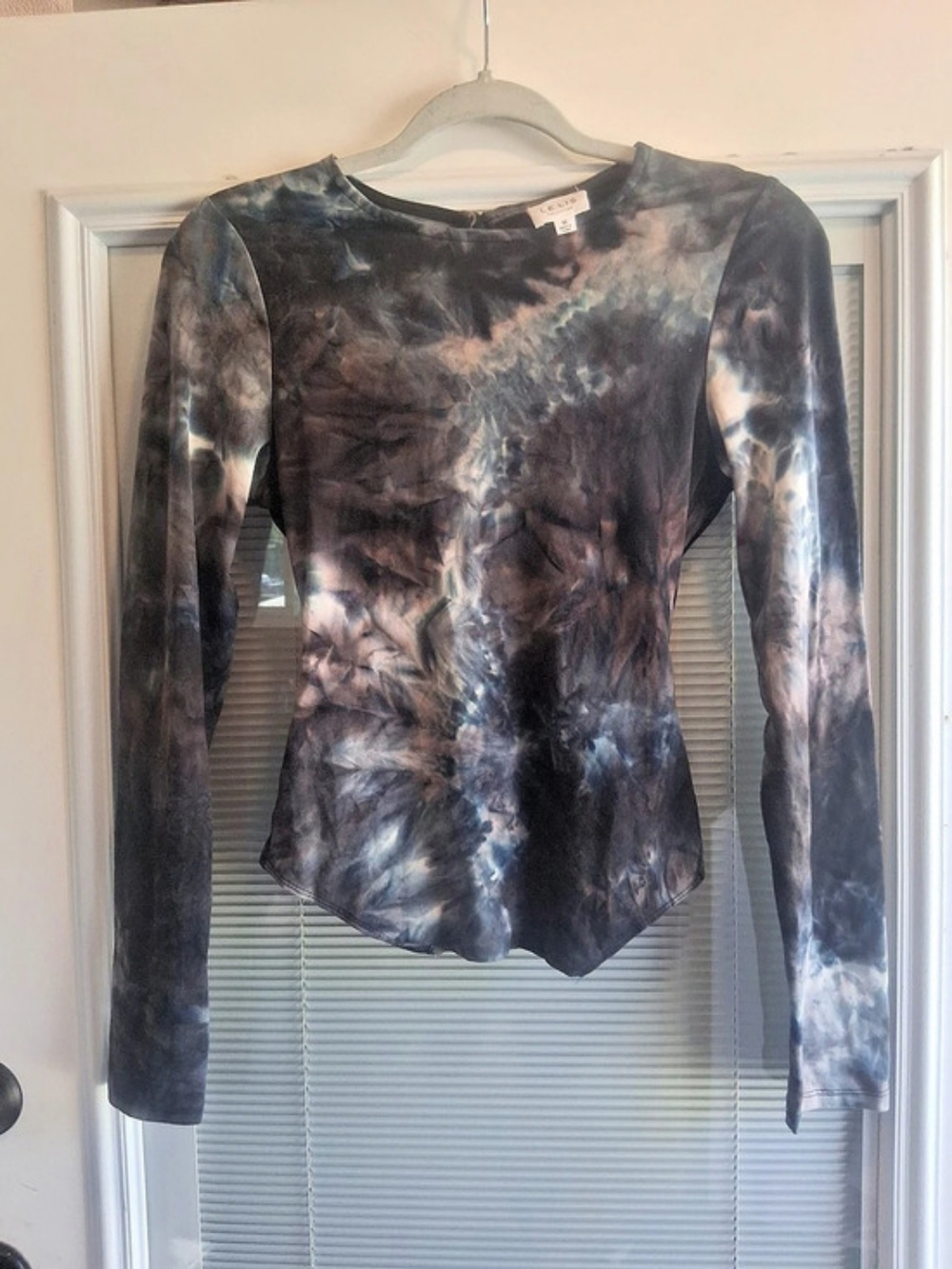 Lelis Collection Abstract Lace-Up Long Sleeve Top in Black & Blue Size Medium